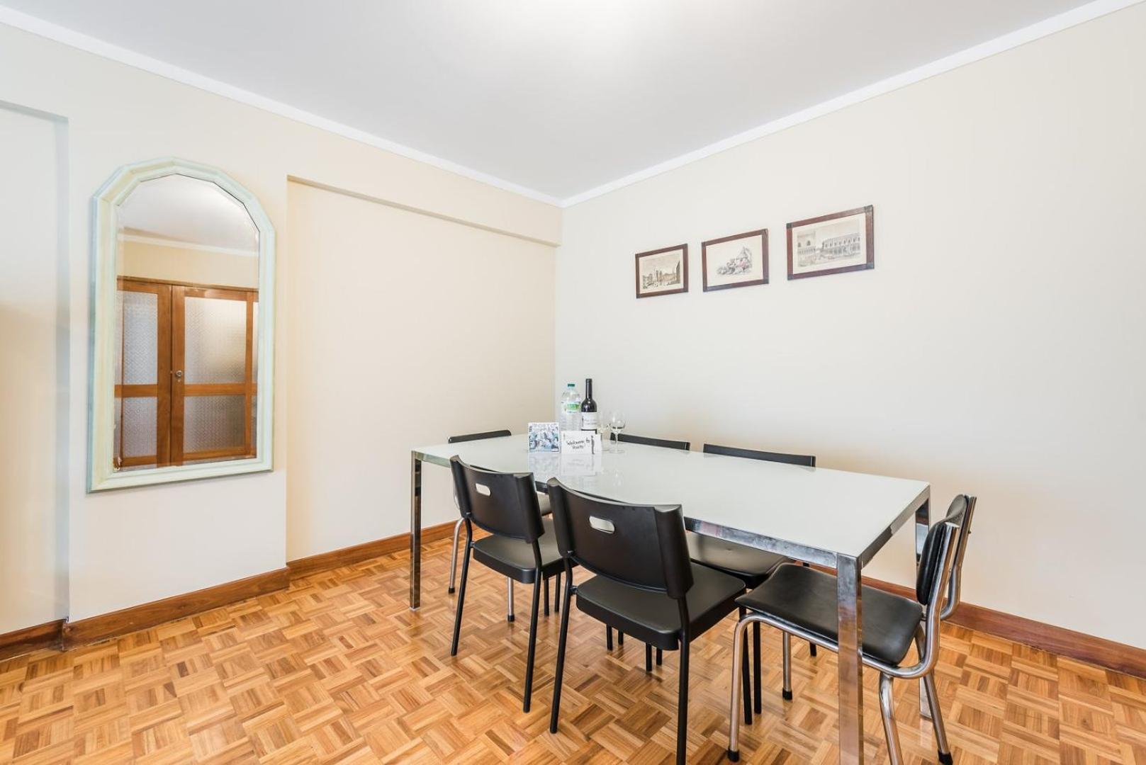 Guestready - Eclectic Haven In The Heart Of Porto Apartment Exterior photo